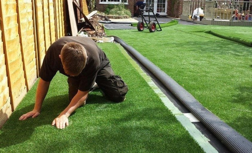 artificial grass installation 1