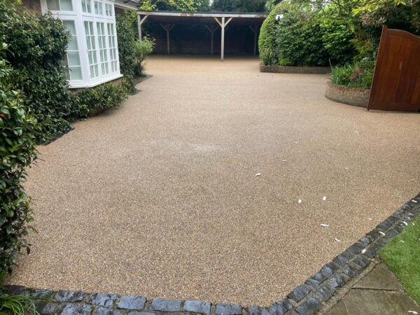 uv resin bound flintshire 54691 600x450